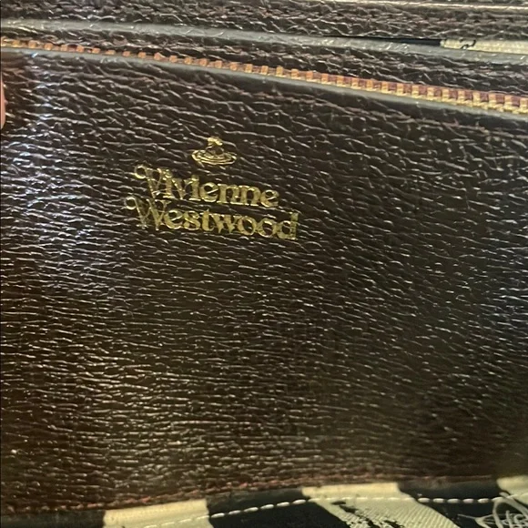 Vivienne Westwood Orb Zippy Wallet Stunning Condition! - Picture 9 of 15